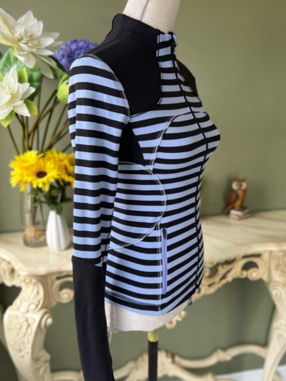 Lululemon Track Jacket - Picture 6 of 10